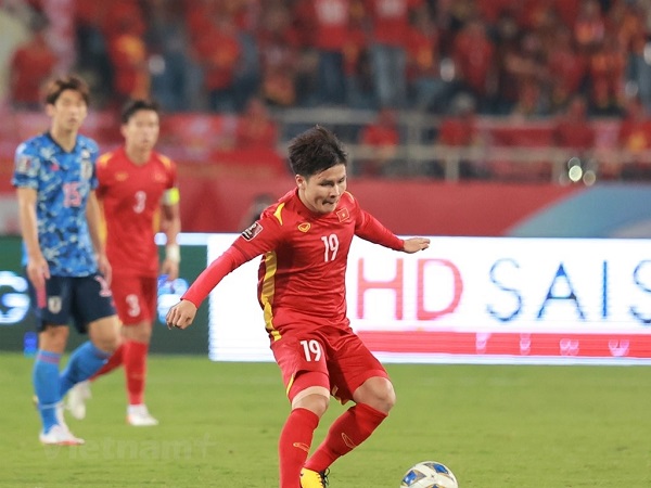 Tin bóng đá trong nước 18/11: Quang Hải tập trung muộn với tuyển Việt Nam